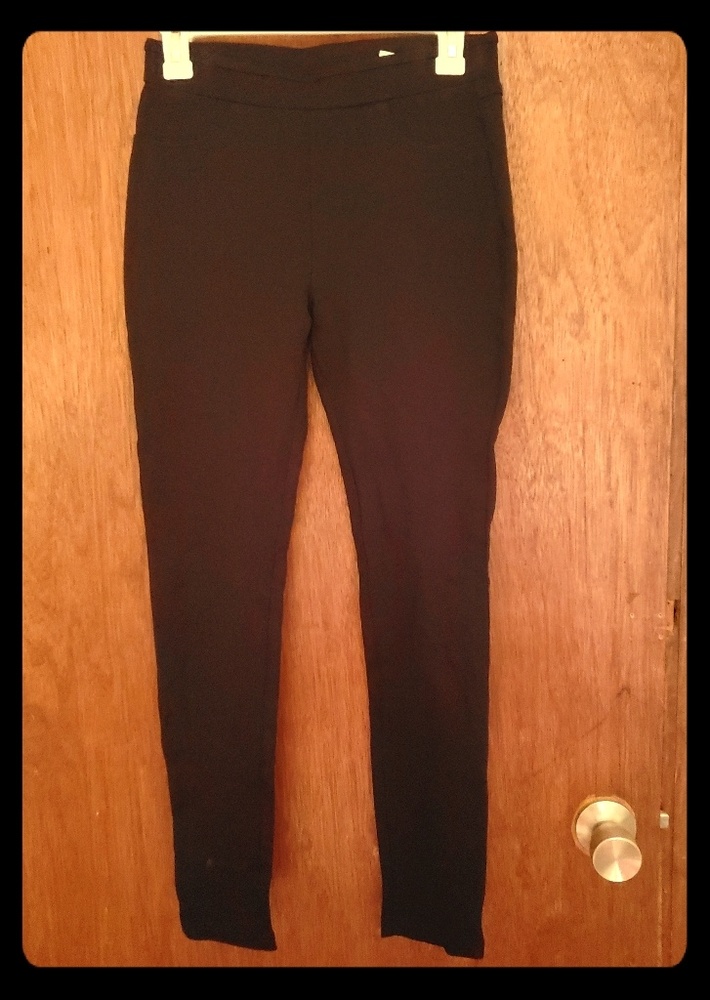 2 /$20 🆕️Megan black skinny jeggings with🏷